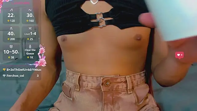 Hellen moons   online show from 01.08.25