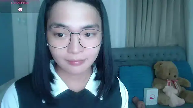 zhaviahale21 online show from 07.05.26