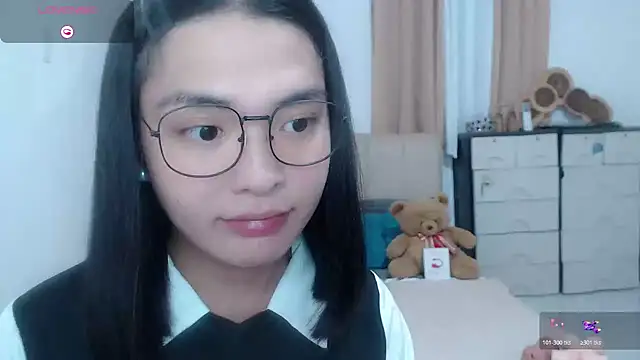 zhaviahale21 online show from 07.31.26