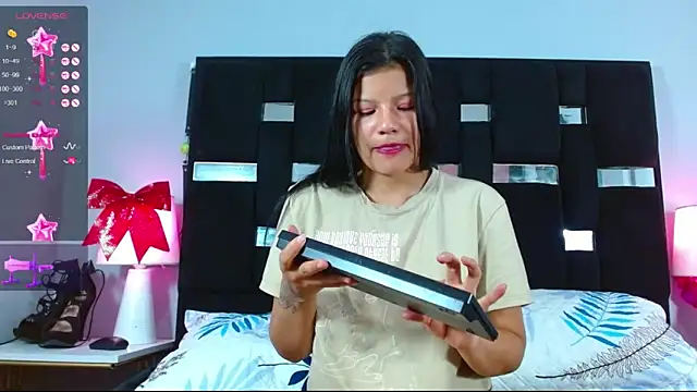 anto love  online show from 02.06.25