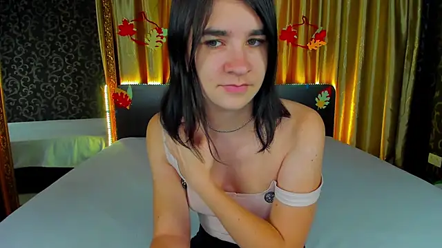  Polly Love  online show from 10.29.25