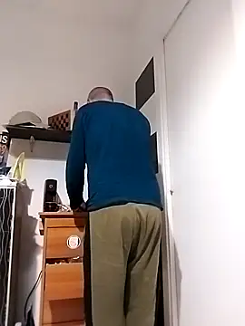 Snapshot of affascino chatting on 02.16.26 affascino online show from 02.16.26