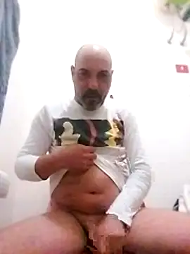 Snapshot of affascino chatting on 03.16.26 affascino online show from 03.16.26