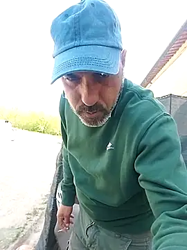 Snapshot of affascino chatting on 04.05.26 affascino online show from 04.05.26