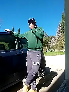 Snapshot of affascino chatting on 04.07.26 affascino online show from 04.07.26