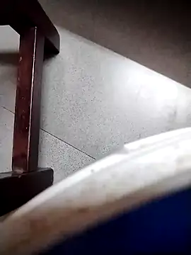 Snapshot of naughtykarthiktamilboy975 chatting on 12.24.24 naughtykarthiktamilboy975 online show from 12.24.24