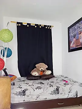 Antonella2 m online show from 01.11.25