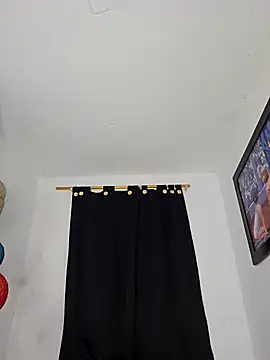 Antonella2 m online show from 02.02.25