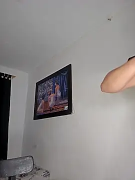 Antonella2 m online show from 03.05.25