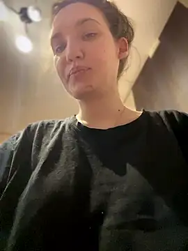 Holly Molii online show from 01.09.26