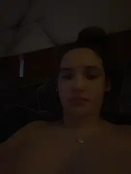 Holly Molii online show from 03.28.26