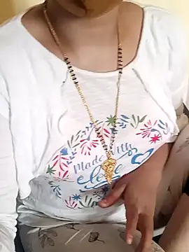 Snapshot of yourtamilcouple chatting on 12.26.24 yourtamilcouple online show from 12.26.24