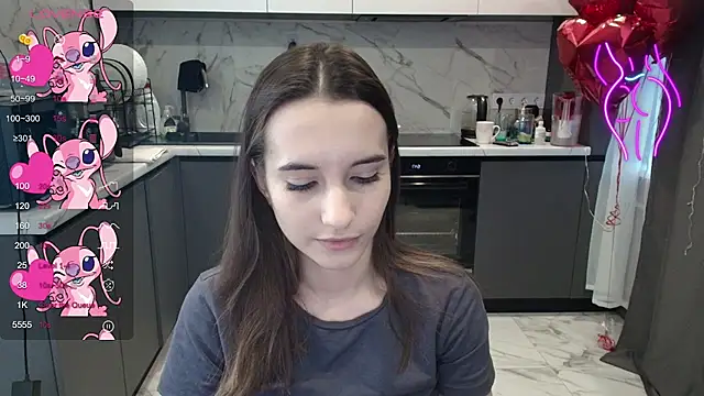 Alice Weiss online show from 11.27.25