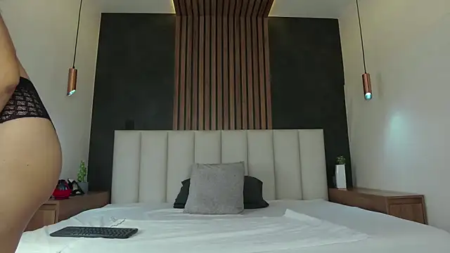 JaylaScott   online show from 03.01.25