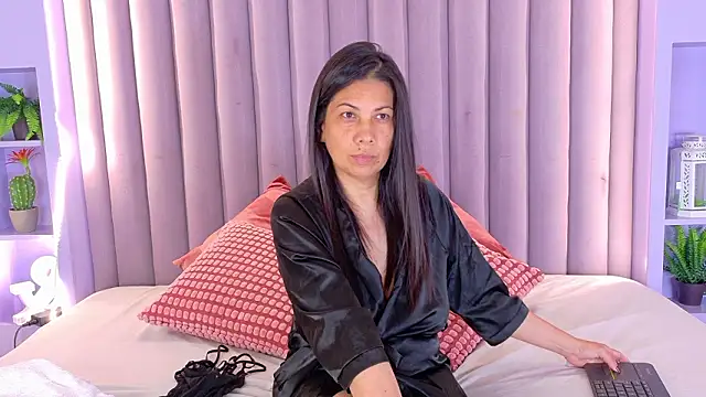 JaylaScott   online show from 03.21.26