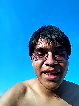 Snapshot of Dannysex chatting on 12.01.25 Dannysex online show from 12.01.25