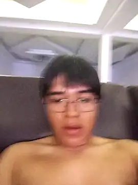 Snapshot of Dannysex chatting on 12.03.25 Dannysex online show from 12.03.25