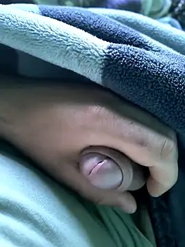 Snapshot of paudeliciosoo chatting on 10.22.25 paudeliciosoo online show from 10.22.25