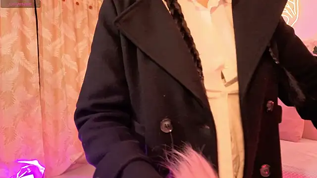 hina tay online show from 02.24.26