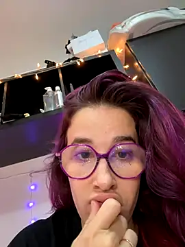 MagdalenaMedusa online show from 10.09.25