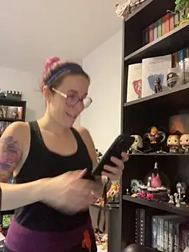 MagdalenaMedusa online show from 11.06.25