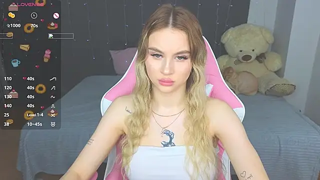 Snapshot of doll_barbieee chatting on 05.07.26 doll barbieee online show from 05.07.26