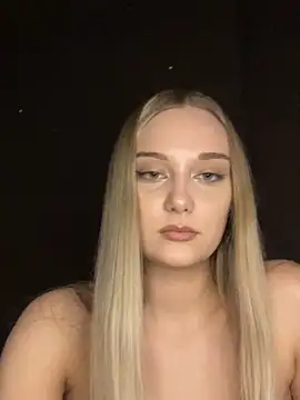 Snapshot of Alisa_Rise chatting on 02.16.25 Alisa Rise online show from 02.16.25