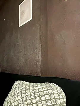 Snapshot of Alisa_Rise chatting on 11.08.25 Alisa Rise online show from 11.08.25