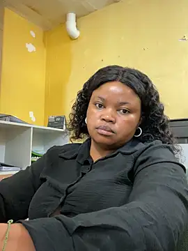 Curveysinaa online show from 02.11.25