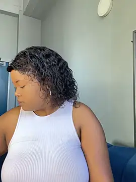 Curveysinaa online show from 02.12.26