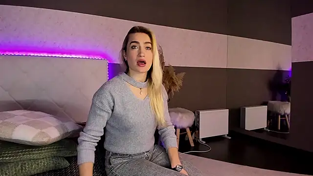 KateOwyns online show from 02.13.25