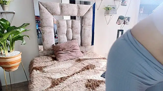 mariana cruzz online show from 11.27.25