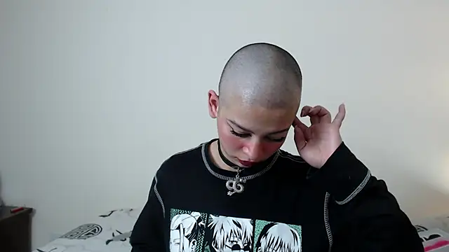 Bitsy Messy online show from 12.19.24