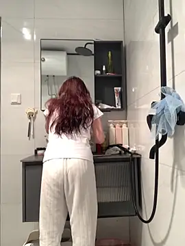 Aimeil online show from 03.16.25