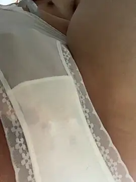 Aimeil online show from 10.31.25