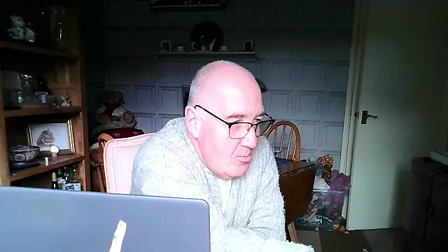 Adamdaddybear online show from 01.13.25