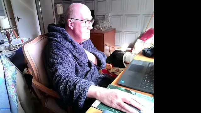 Adamdaddybear online show from 03.19.25