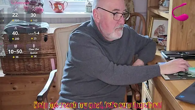 Snapshot of Adamdaddybear chatting on 02.26.26 Adamdaddybear online show from 02.26.26