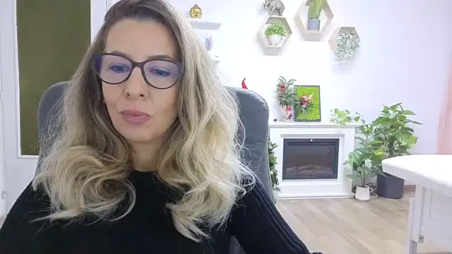 Snapshot of SukyGirl chatting on 01.07.26 SukyGirl online show from 01.07.26