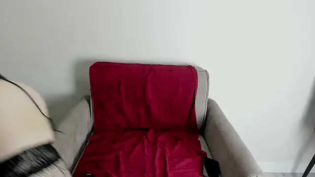 Snapshot of Reed_Fox chatting on 04.16.26 Reed Fox online show from 04.16.26