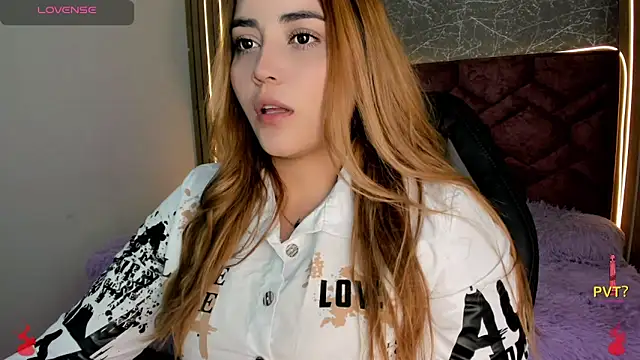 Lucia star   online show from 12.19.24