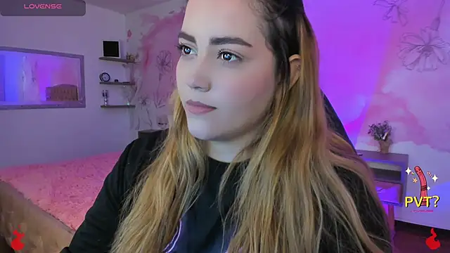 Lucia star   online show from 02.14.25