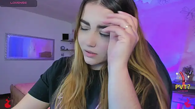 Lucia star   online show from 02.14.25