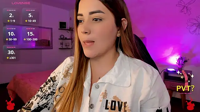 Lucia star   online show from 03.15.25