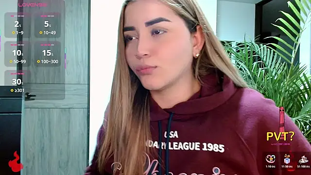 Lucia star   online show from 11.11.25