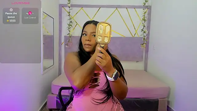 IvyBliss8 online show from 12.15.25