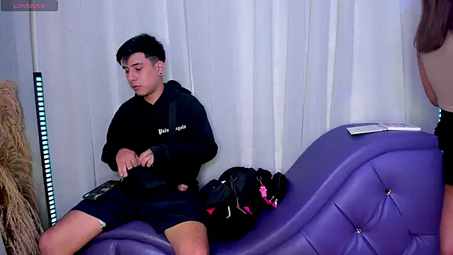 Yourslust  online show from 11.07.25