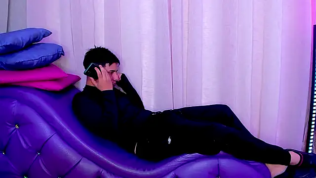 Yourslust  online show from 02.22.26