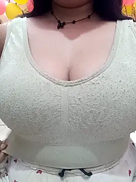cute-mahek online show from 05.10.26