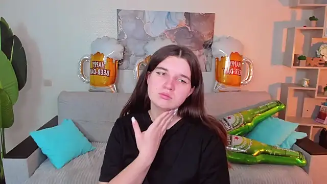 BonneyLove online show from 10.05.25